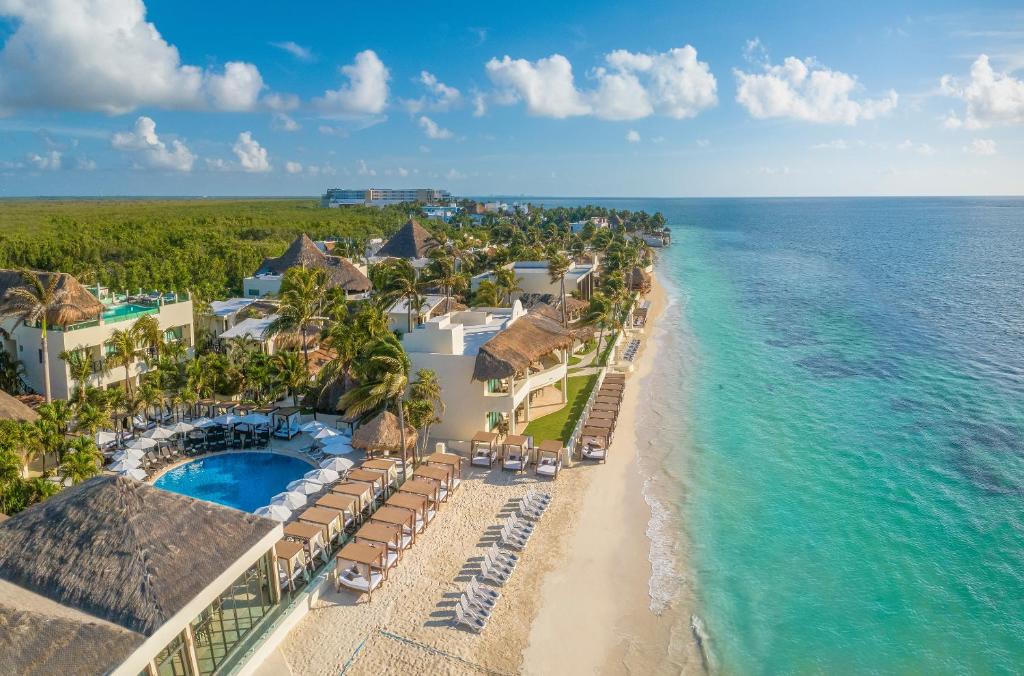Desire Riviera Maya frente al Caribe