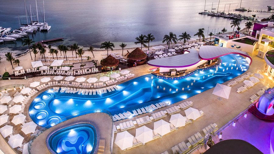 Piscina de Temptation Cancún Resort